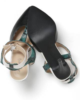 Dressberry Women Black::Green Heels