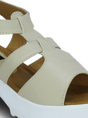 Kielz Women Cream Heels