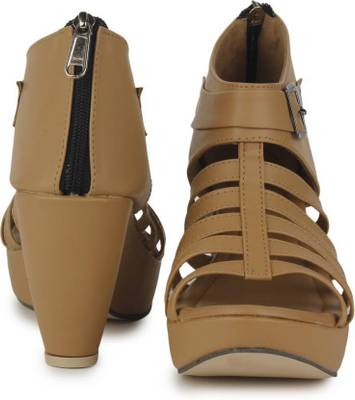 Fadrin Women White Heels