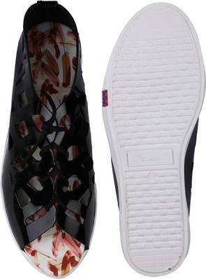 DJH Women Gold Bellies