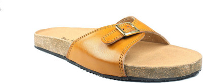 

Inc.5 Women TAN Flats