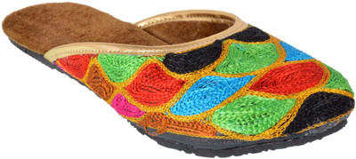 

DFR Women 34,Maroon Flats