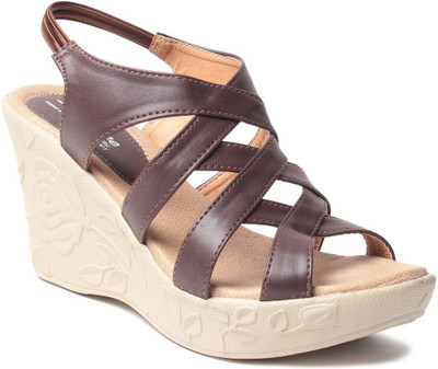 

MSC Women Brown Wedges