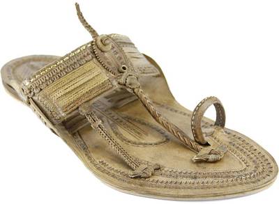 eKolhapuri Men Yellow Sandals