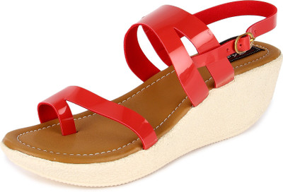 

Shooz Women Peach Wedges