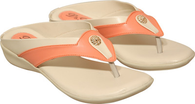 

D&D Women Peach Flats