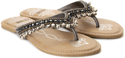 

Inc.5 Women Gun Metal Flats