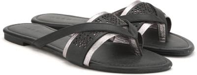 

Addons Women BLACK Flats