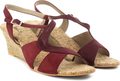 

Inc.5 Women Maroon Wedges