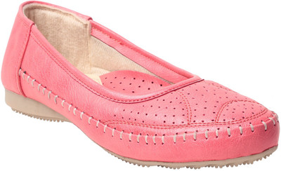 

MSC Women Pink Flats