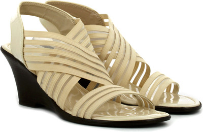 

Catwalk Women Beige Heels