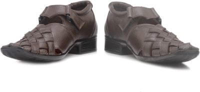 

LeCobbs Men Brown Casual