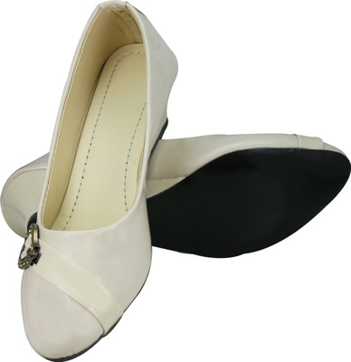 

Smart Traders Girls(White, Cream