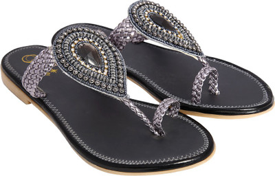 

Jade Women Grey Flats