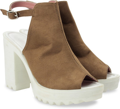 

Catwalk Women BROWN Heels