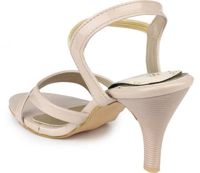 Shoetopia Women White Heels