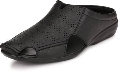 Peponi Men Beige Sandals
