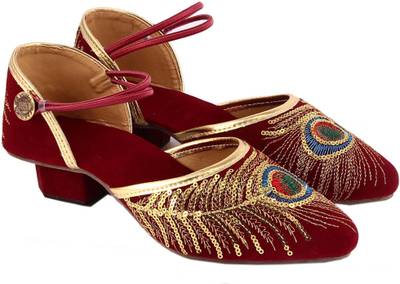 Rangmor Women Black Heels