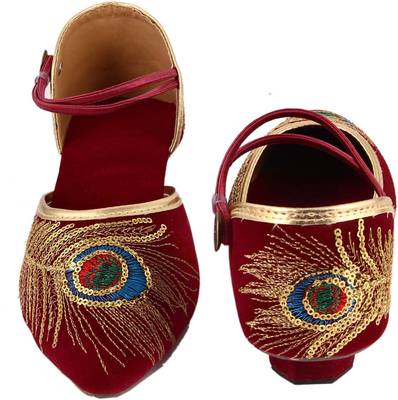 Rangmor Women Black Heels