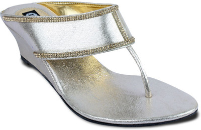 

TEN Women Gold::Silver Wedges