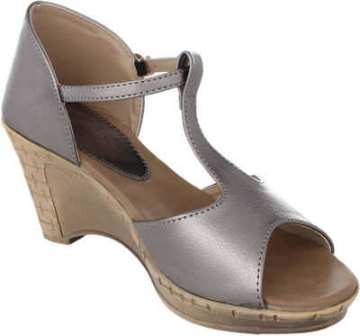 

Bare Soles Women Grey Wedges
