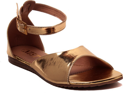 

Gnist Women Gold Flats