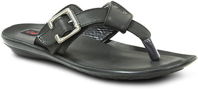 

Get Glamr Men Black Casual