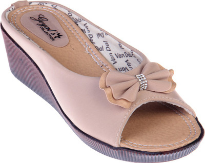 

Goyal Women Beige Wedges