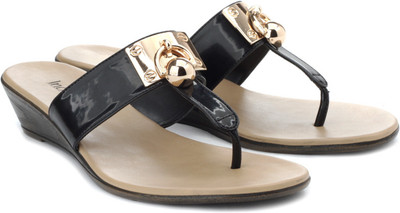 

Inc.5 Women Black Flats