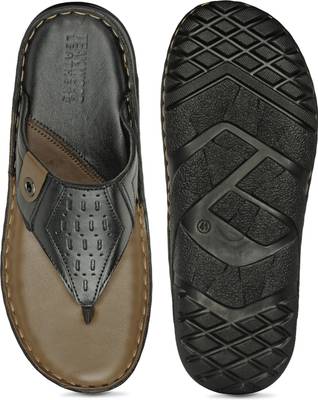 Teakwood Men Black Sandals