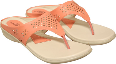 

D&D Women Peach Flats