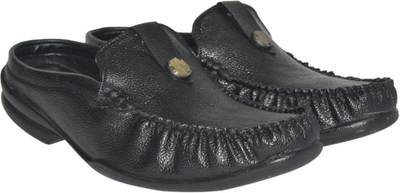 Strive Men Black Sandals