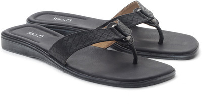 

Inc. Women Black Flats