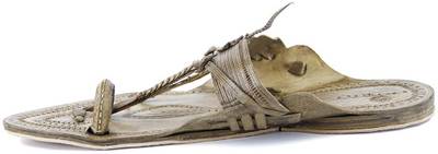 eKolhapuri Men Yellow Sandals