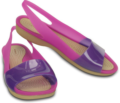 

Crocs Women Pink Flats