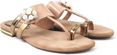 

Catwalk Women Nude Flats