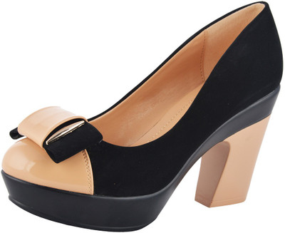 

Willywinkies Women Beige Heels