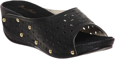 

Bruno Manetti Women Black Wedges