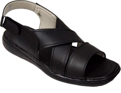 

Shopolozy Men Black Casual