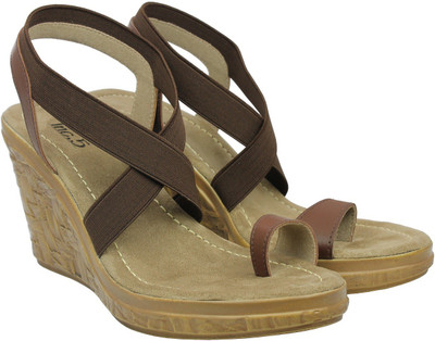 

Inc.5 Women BROWN Wedges