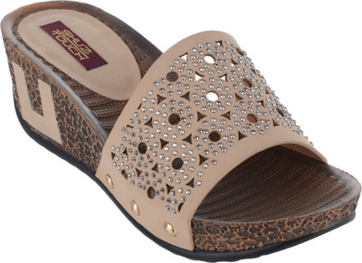 

Shuz Touch Women BEIGE Wedges