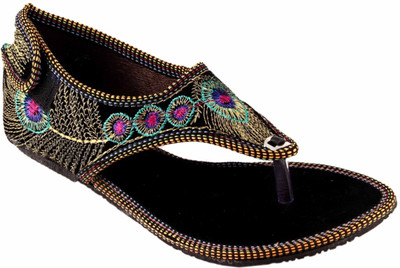 

Shopping Station Women Black Flats