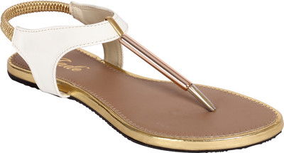 

Jade Women White Flats