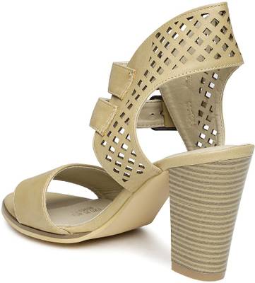 Dressberry Women Black Heels