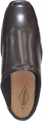 Strive Men Tan Sandals
