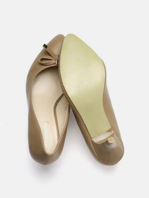 Dressberry Women Black Heels