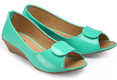 

Nell Women Green Sandals