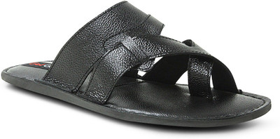 

Get Glamr Men Black Casual