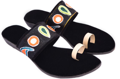 

Myra Women Multicolour Flats