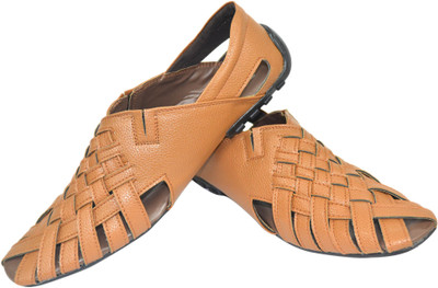 

Strive Men Beige Sandals